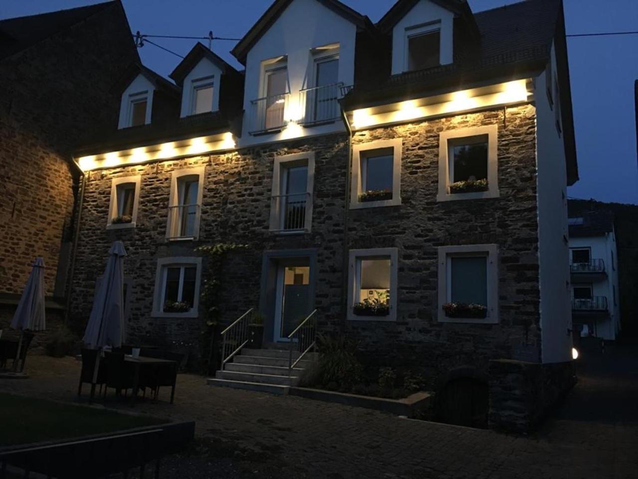 Apartments Am Moselufer 布鲁蒂凡科 外观 照片
